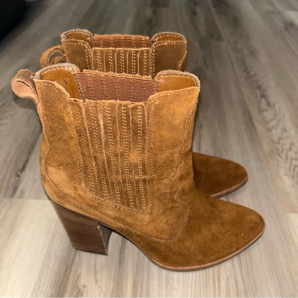 Dolce Vita Chestnut suede Ankle Booties - Picture 2 of 7